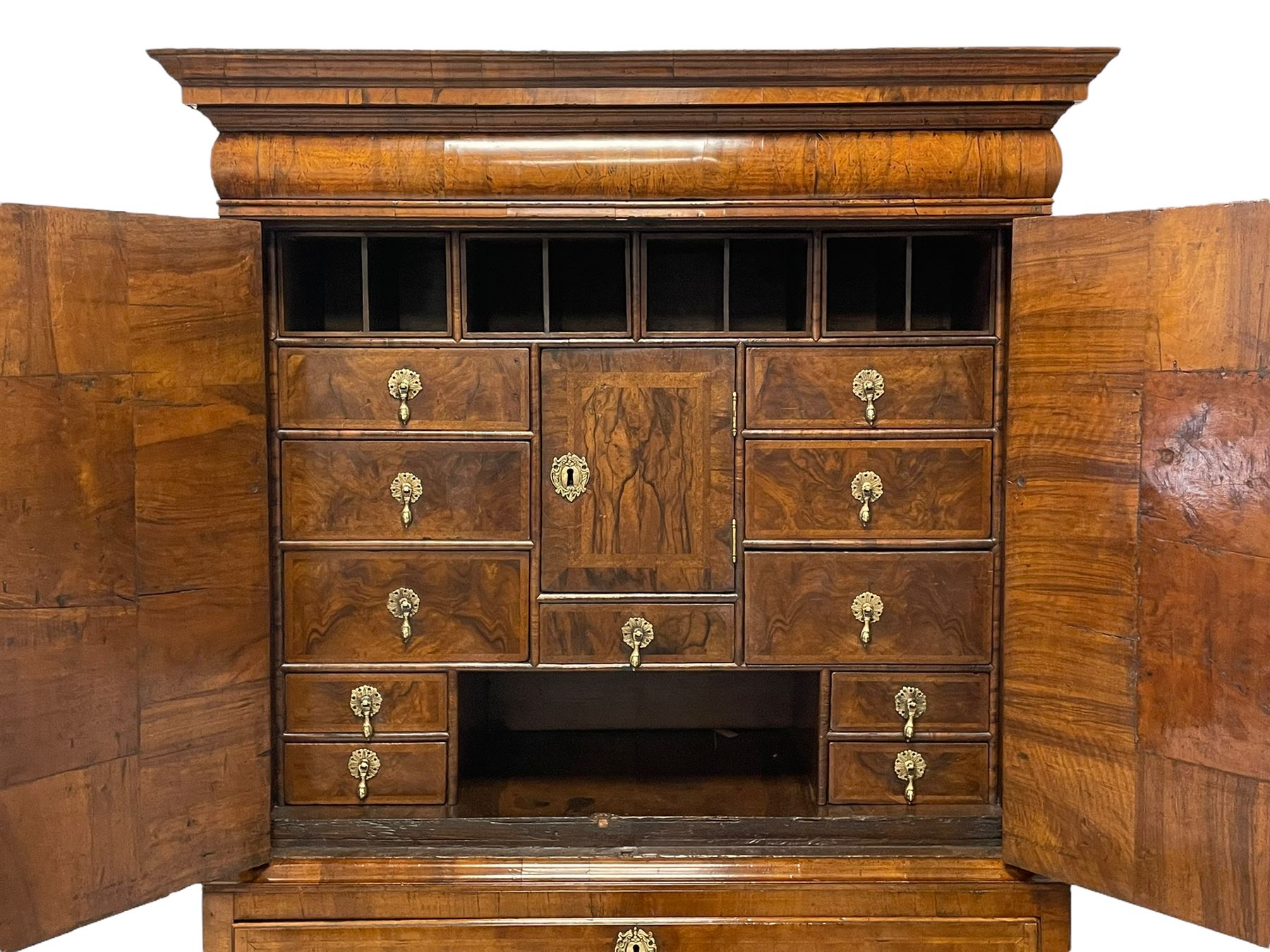 George I walnut cabinet on chest - Image 3 of 13