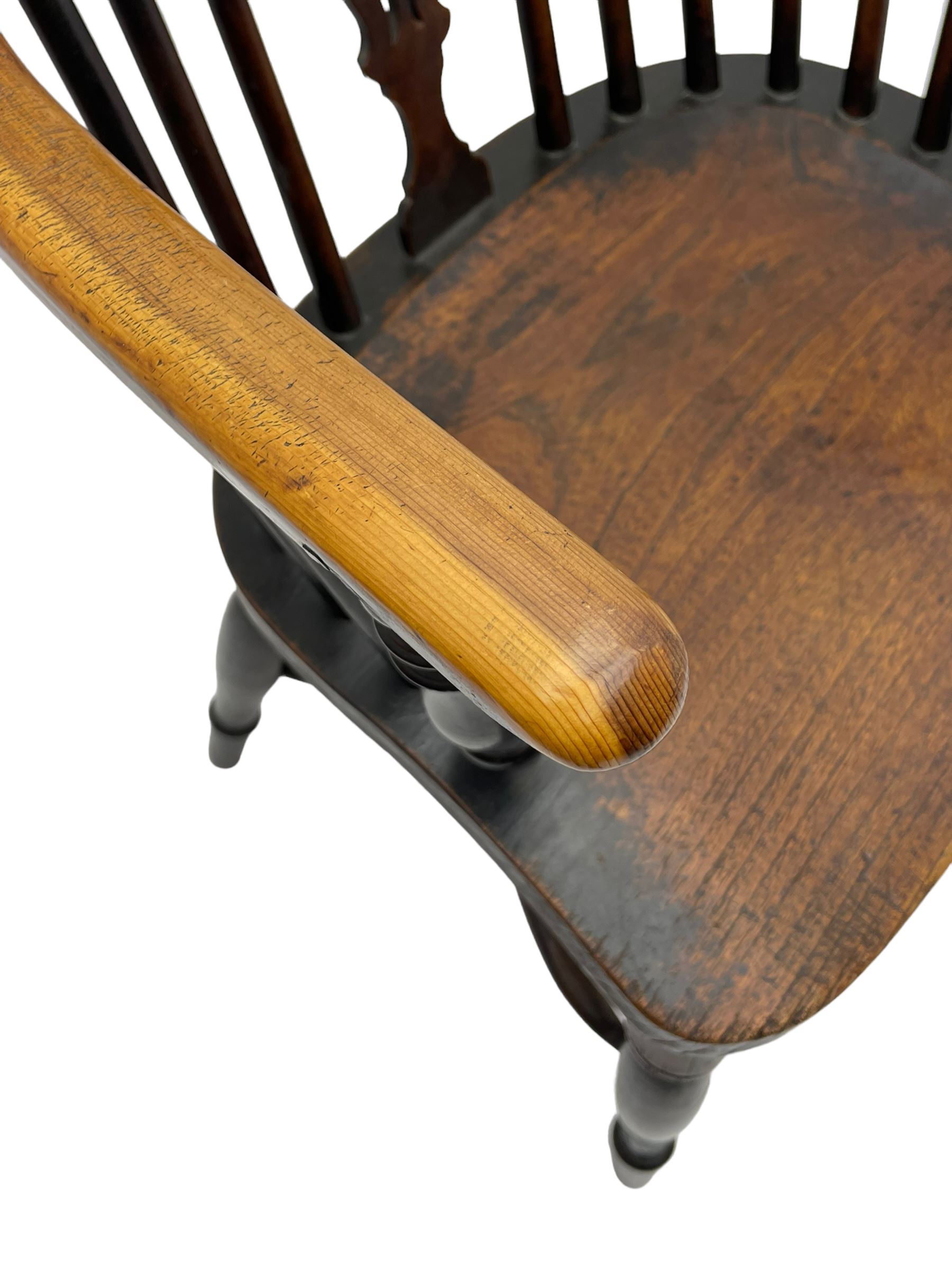 19th century yew wood and elm Windsor chair - Image 9 of 9