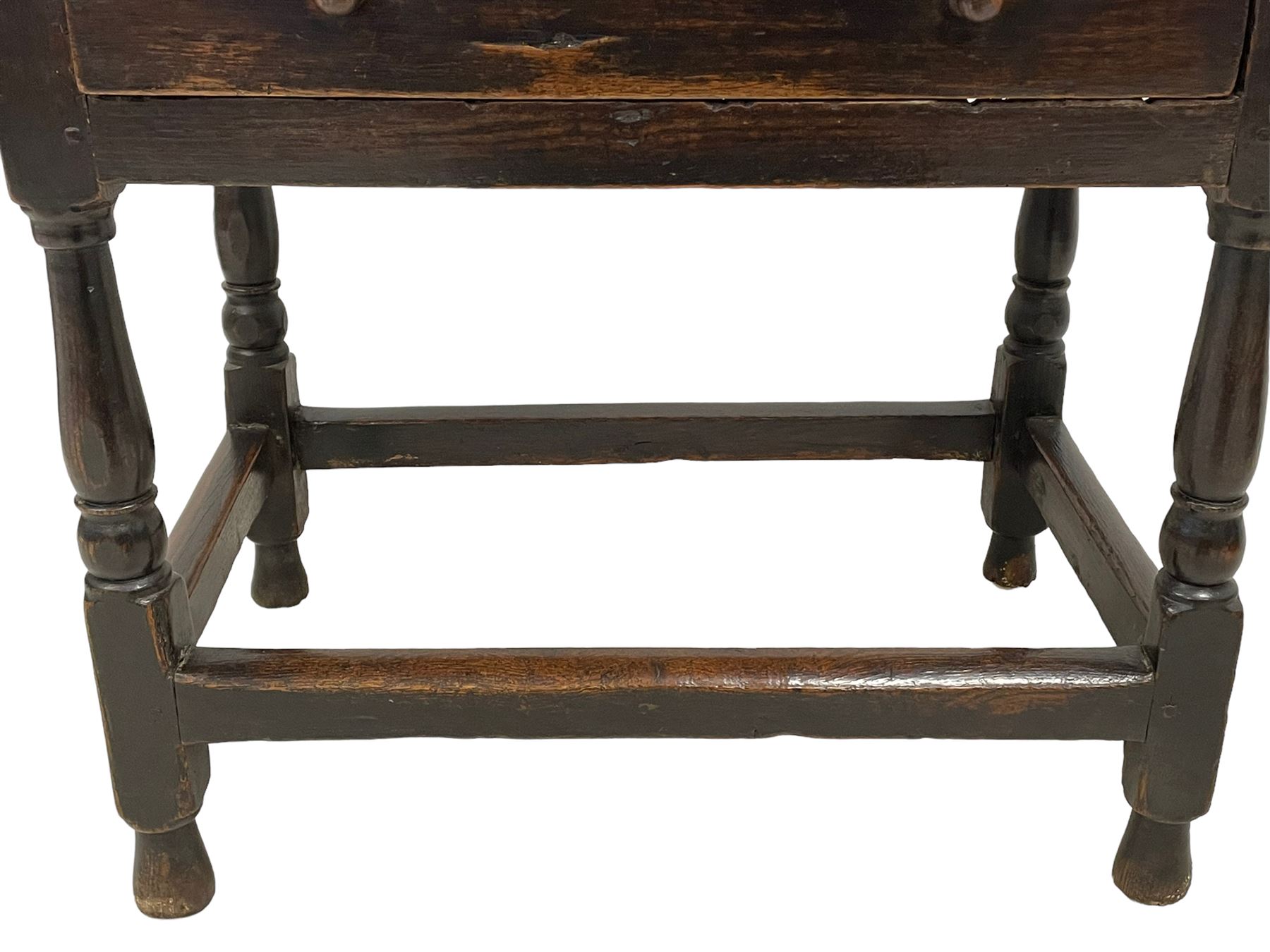 18th century oak side table - Image 2 of 7