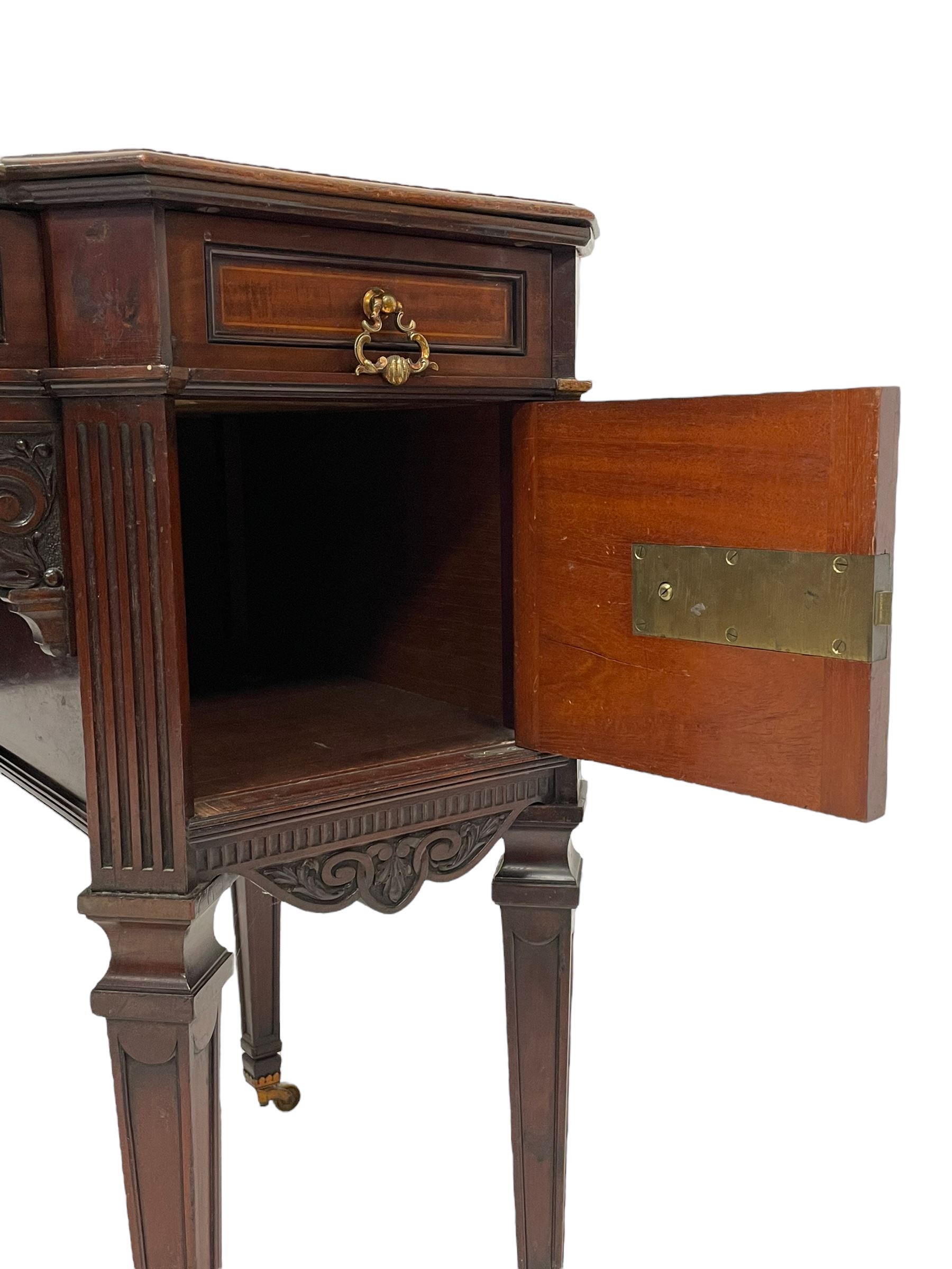 Late 19th century mahogany writing desk - Image 10 of 18