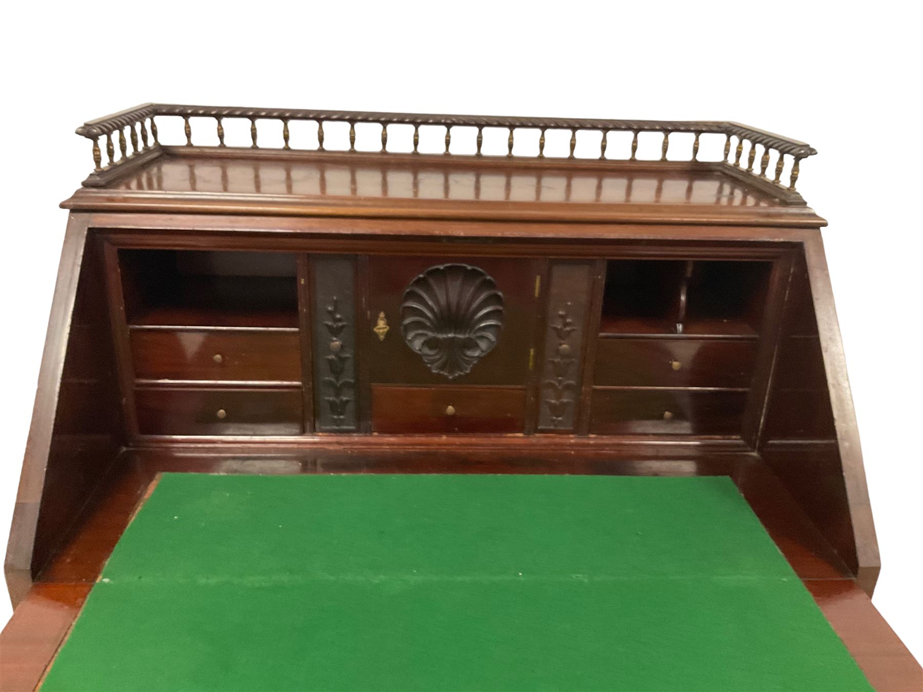 Late 19th century mahogany bureau - Image 6 of 11