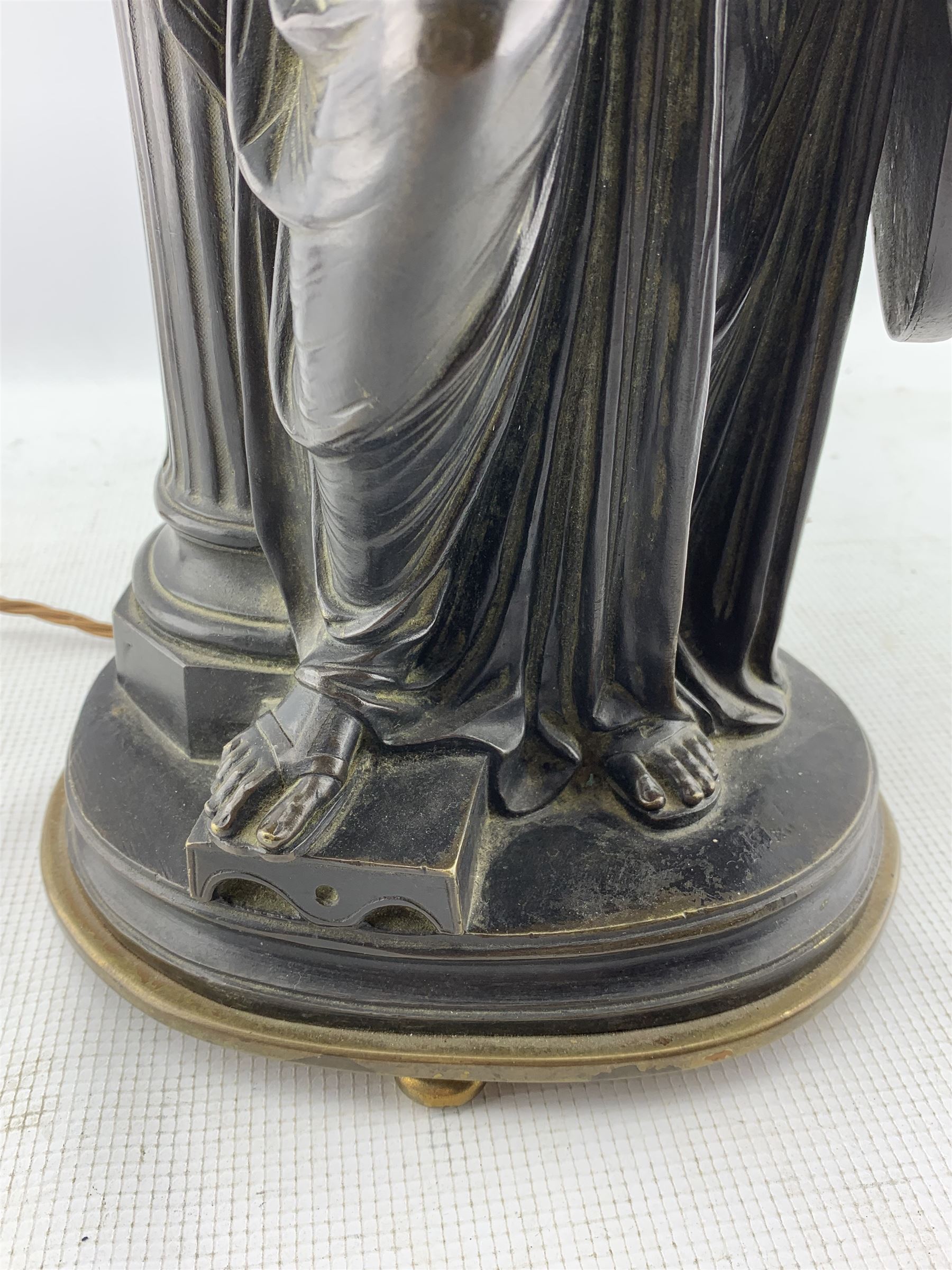 19th century patinated bronze figural table lamp modelled as Erato - Image 4 of 8
