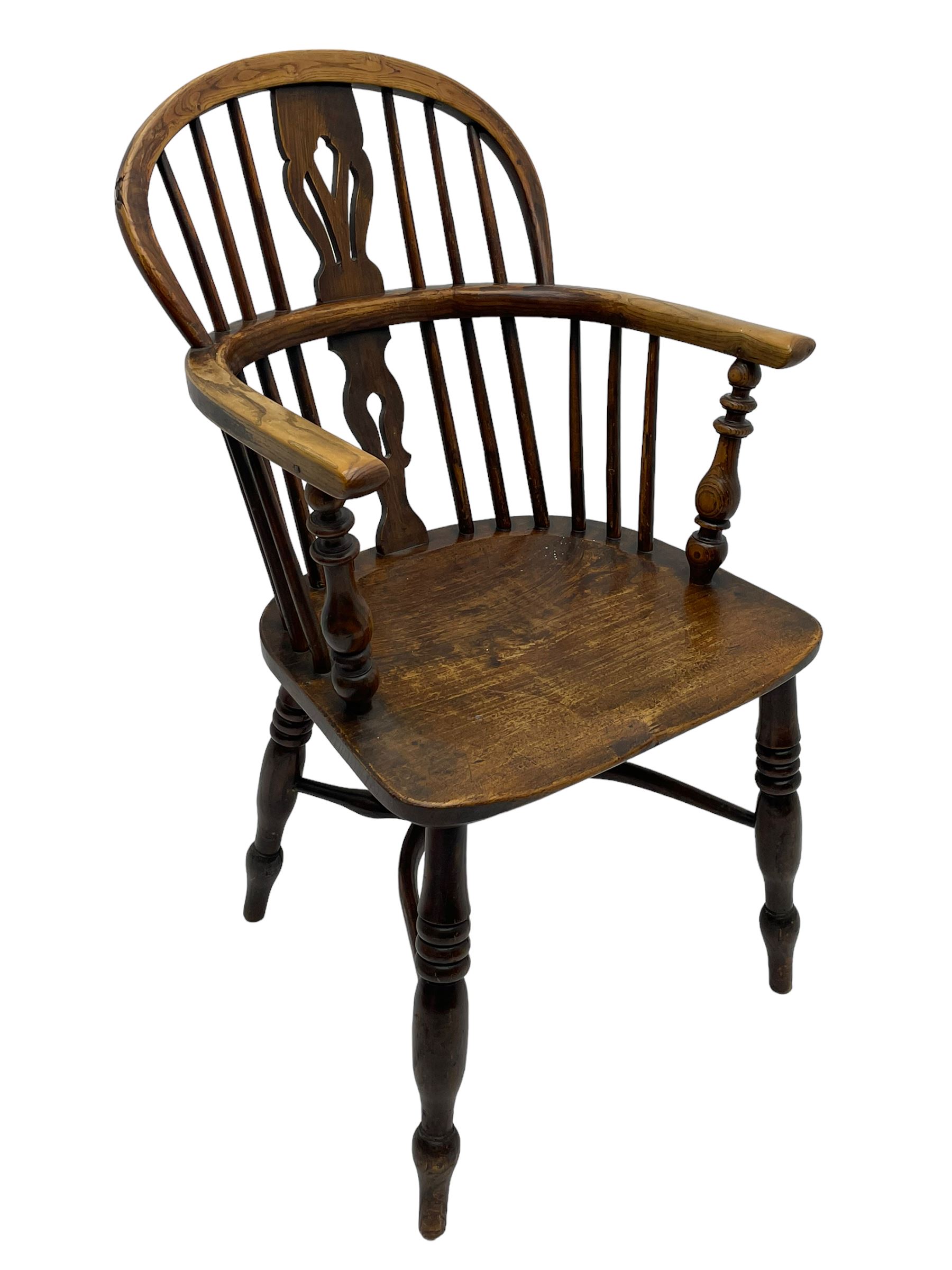 19th century elm and ash Windsor armchair - Image 5 of 6