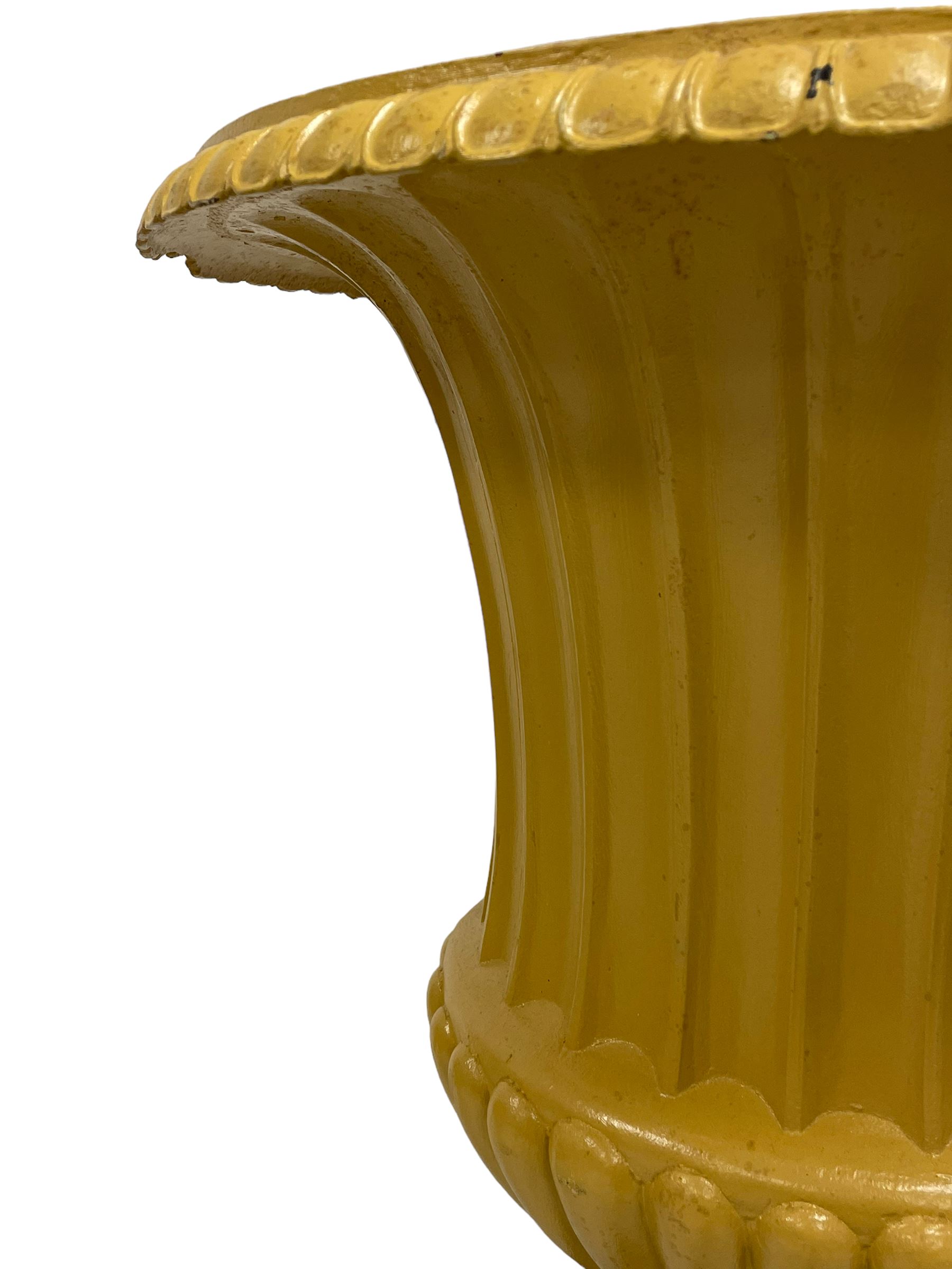 Campana shaped urn on pedestal - Image 8 of 10