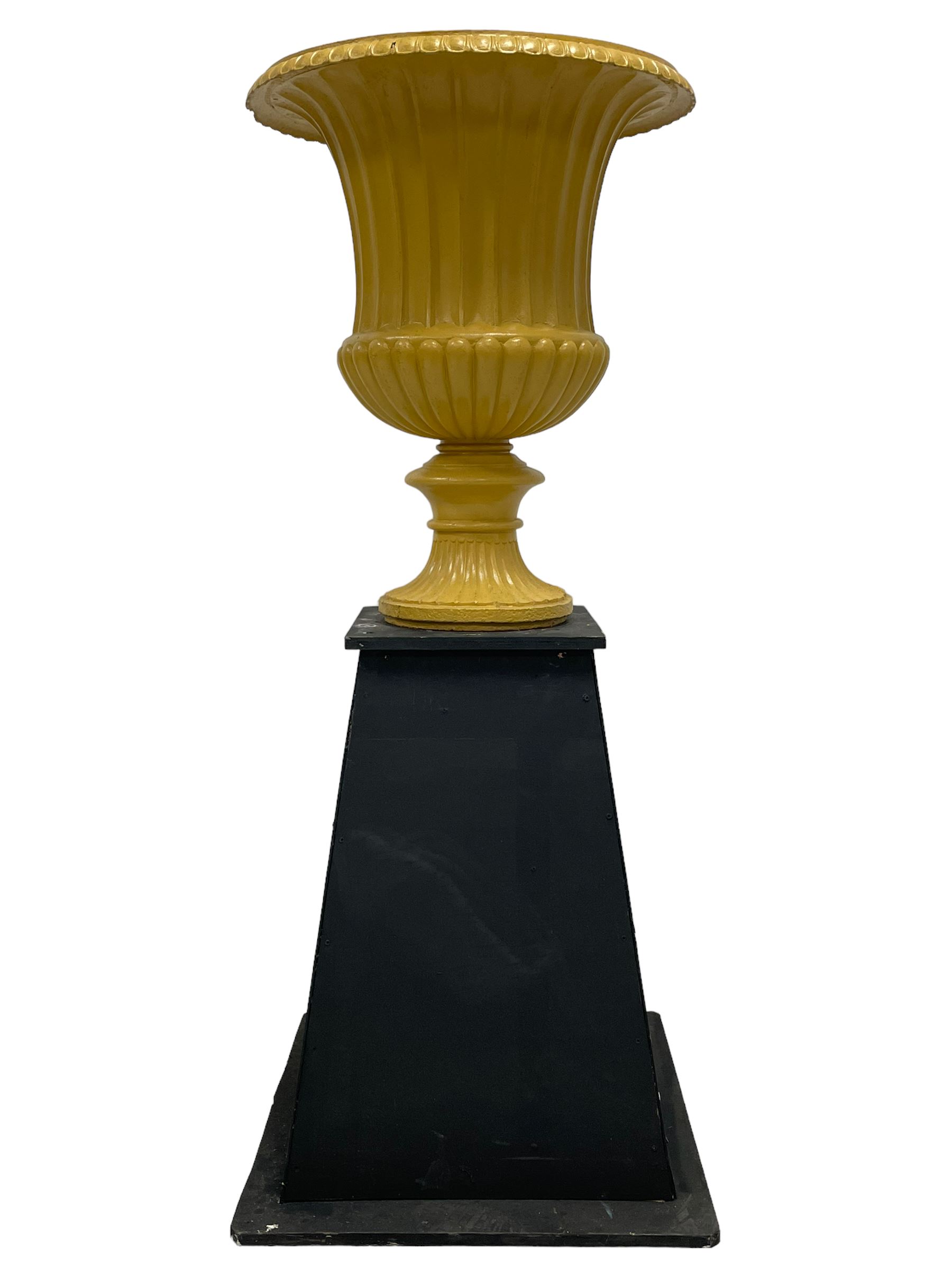 Campana shaped urn on pedestal - Image 10 of 10