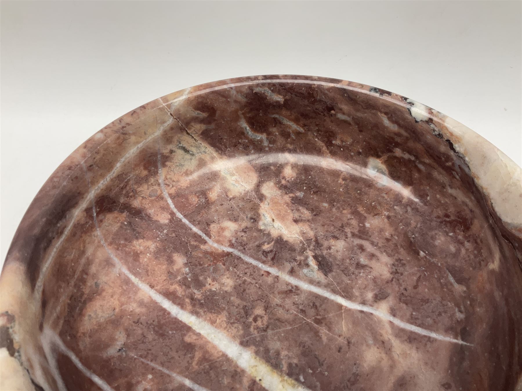 Pink veined marble bowl - Image 6 of 11