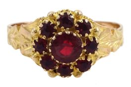 Early 20th century 9ct gold garnet cluster ring