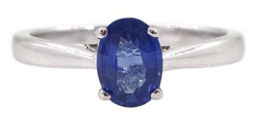 18ct white gold single stone oval sapphire ring