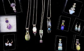 Collection of silver jewellery including necklaces