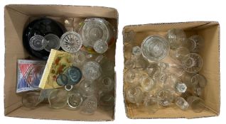 Quantity of vintage glassware including barware