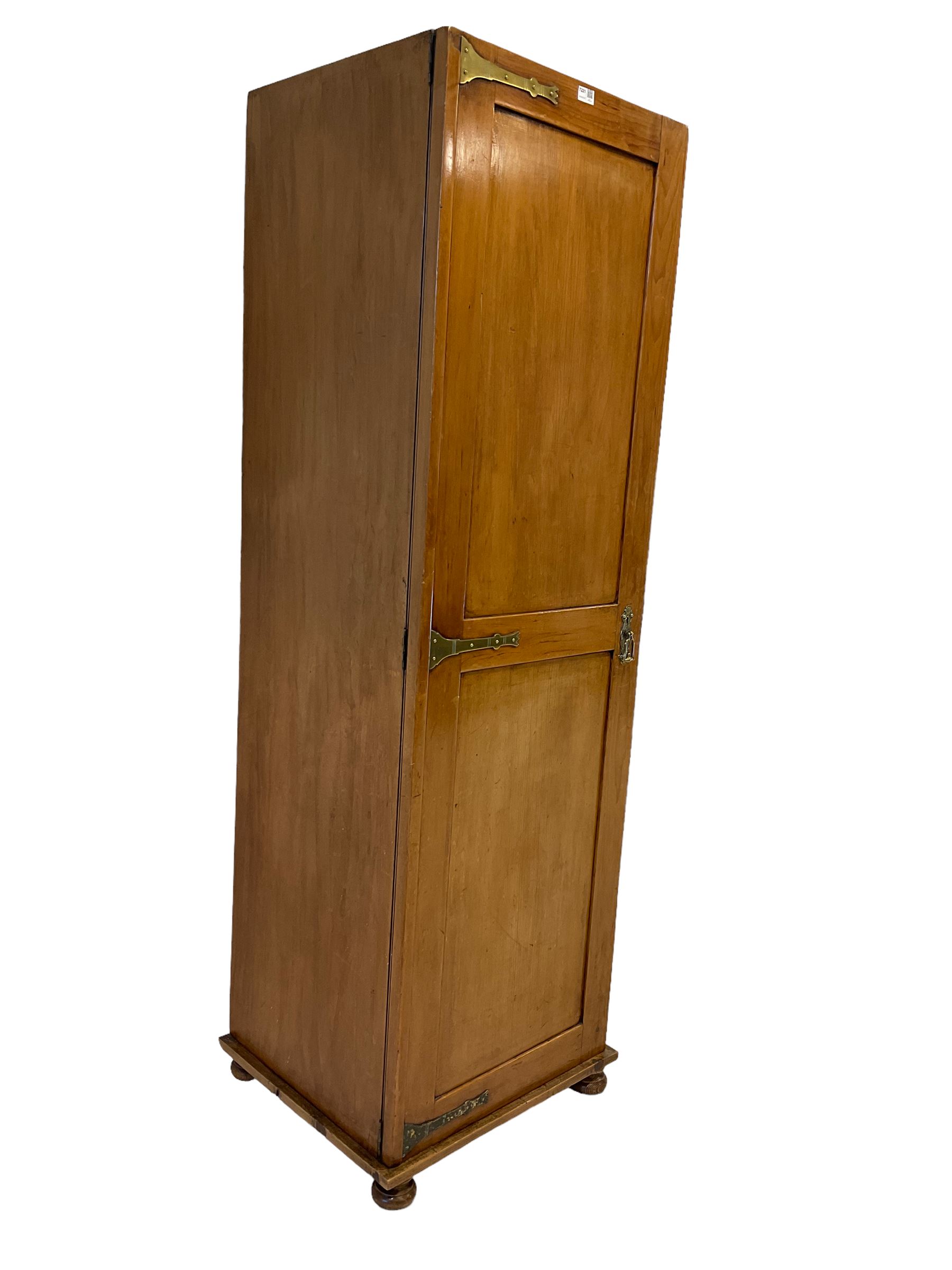 Late 19th century pine single wardrobe - Image 2 of 4