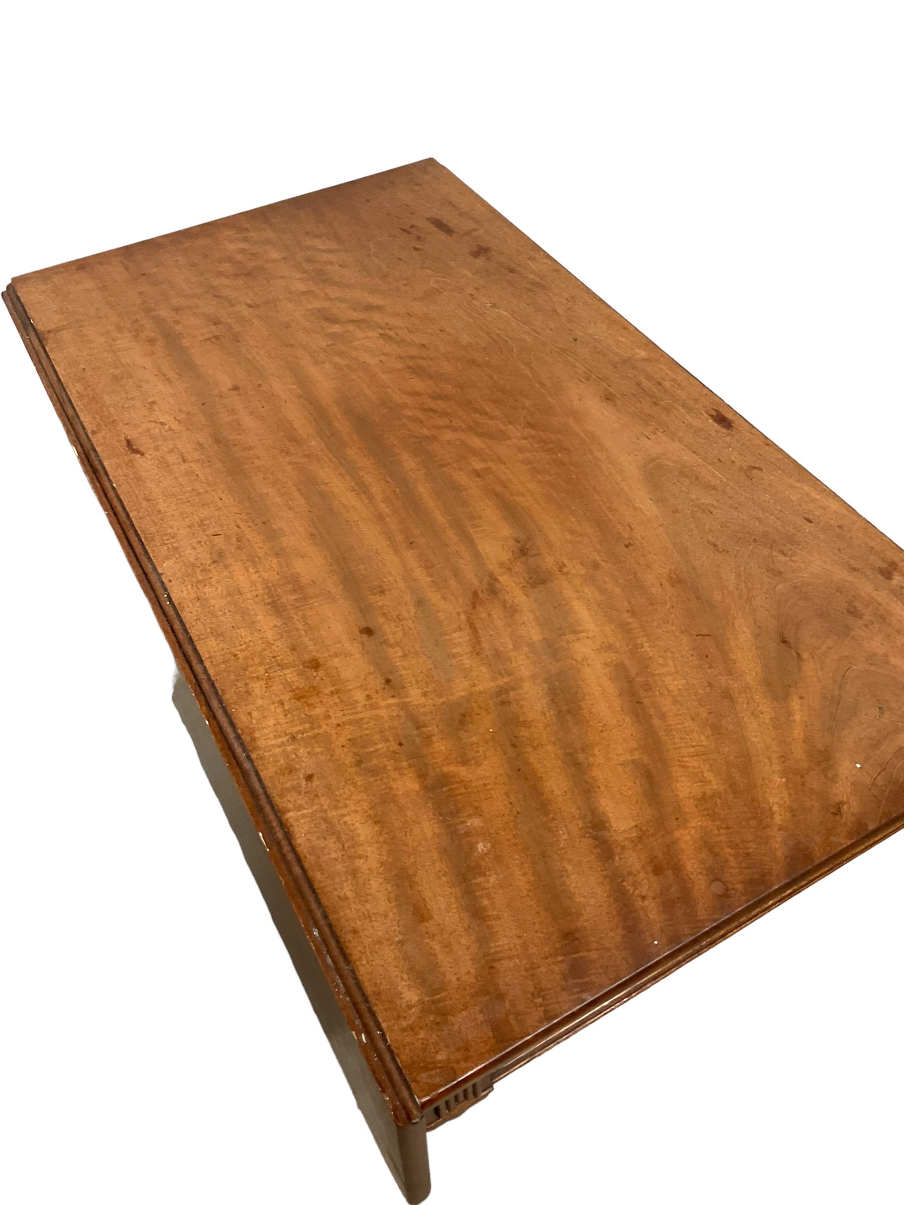 19th century mahogany drop leaf table - Image 3 of 3