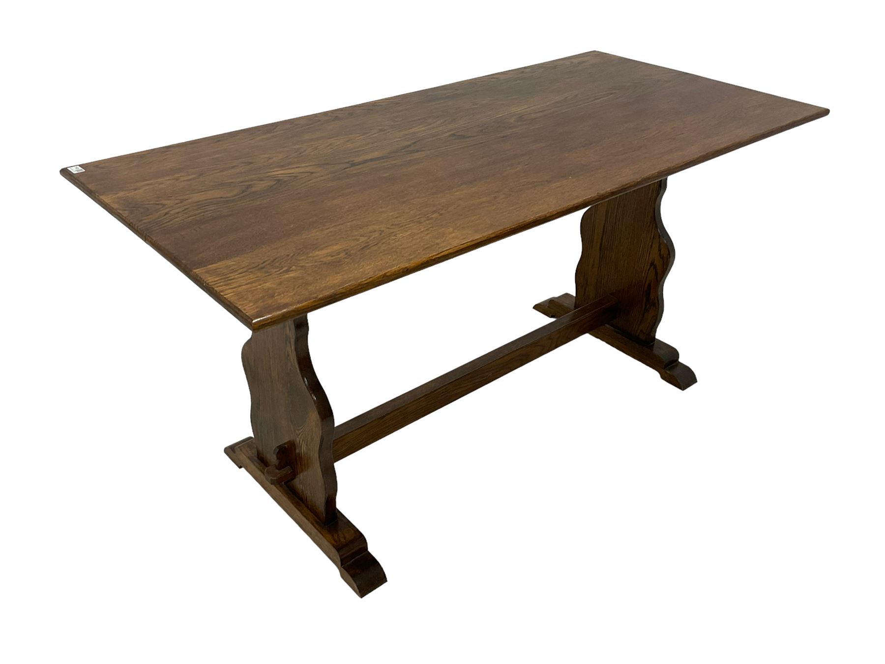 Late 20th century oak dining table - Image 2 of 3