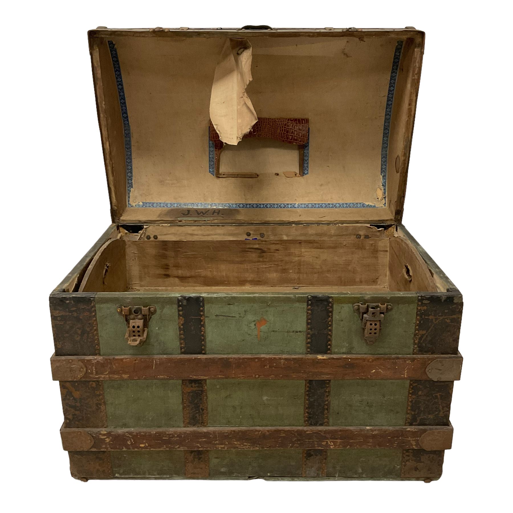 Late 19th century wood and metal bound dome-top trunk - Image 2 of 4