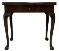 George III mahogany foldover tea table of rectangular form with single drawer