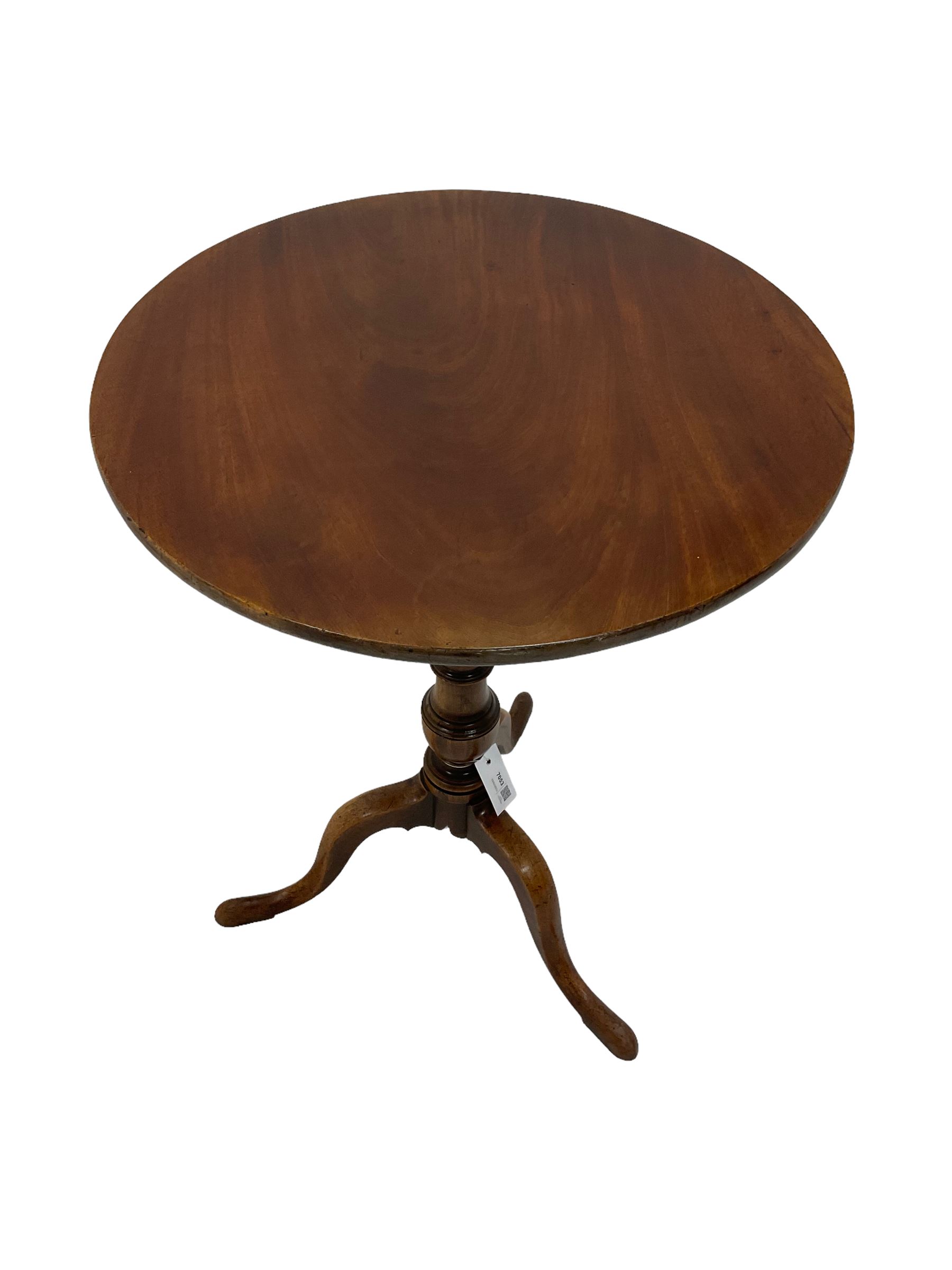 Late George III mahogany circular tilt-top occasional table - Image 3 of 5