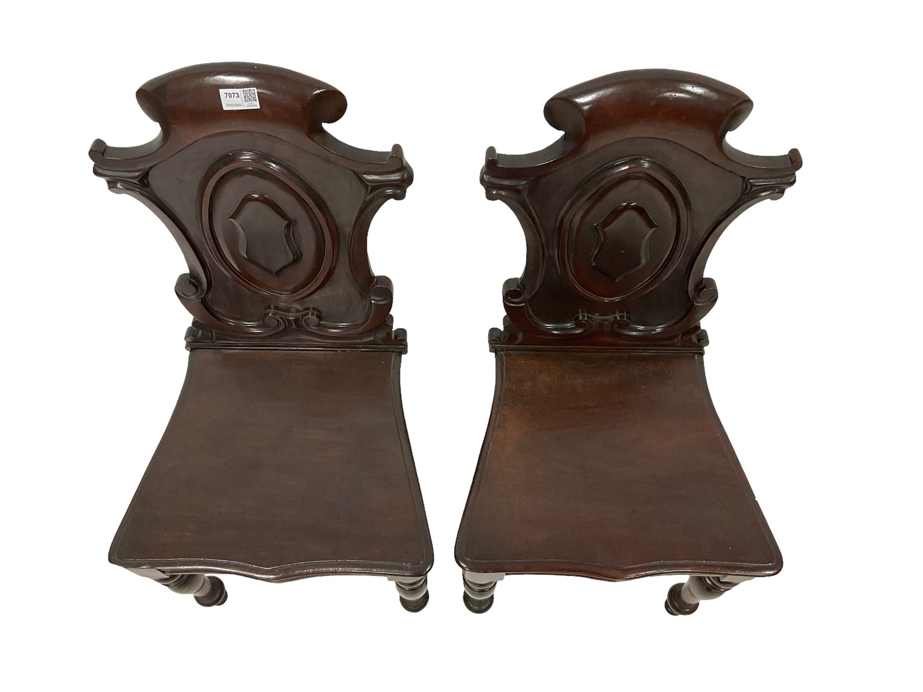 Pair 19th century mahogany hall chairs - Image 4 of 5