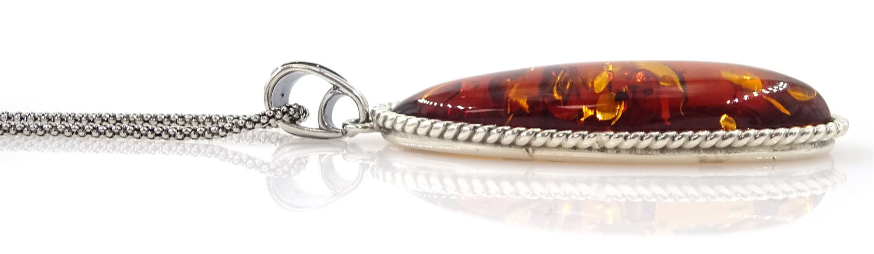 Silver Baltic amber oval pendant necklace - Image 2 of 2