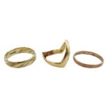Three 9ct gold rings