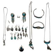 Various silver jewellery