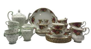 Royal Albert tea set comprising seven cups