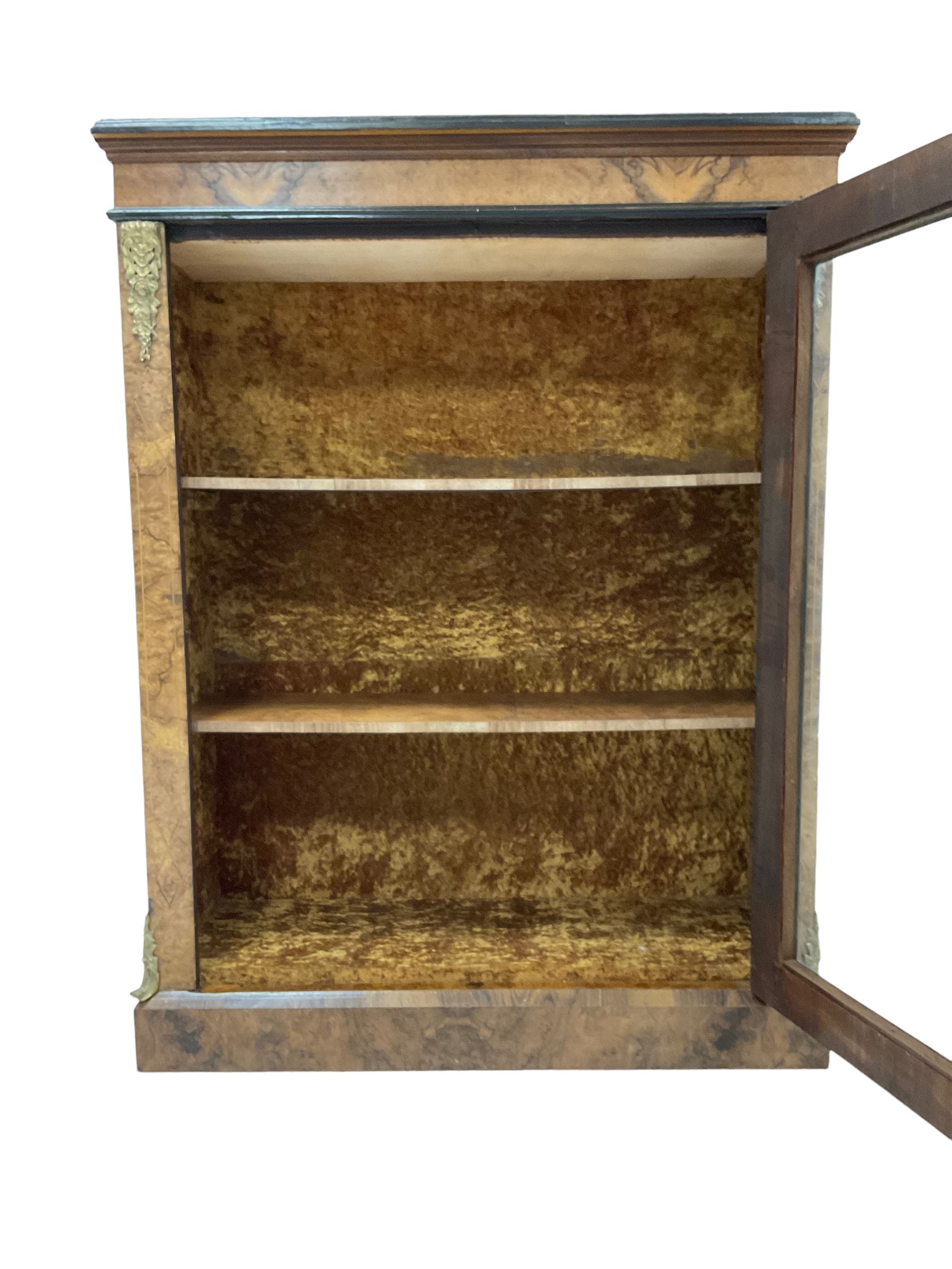 Late 19th century figured walnut pier display cabinet - Image 5 of 5