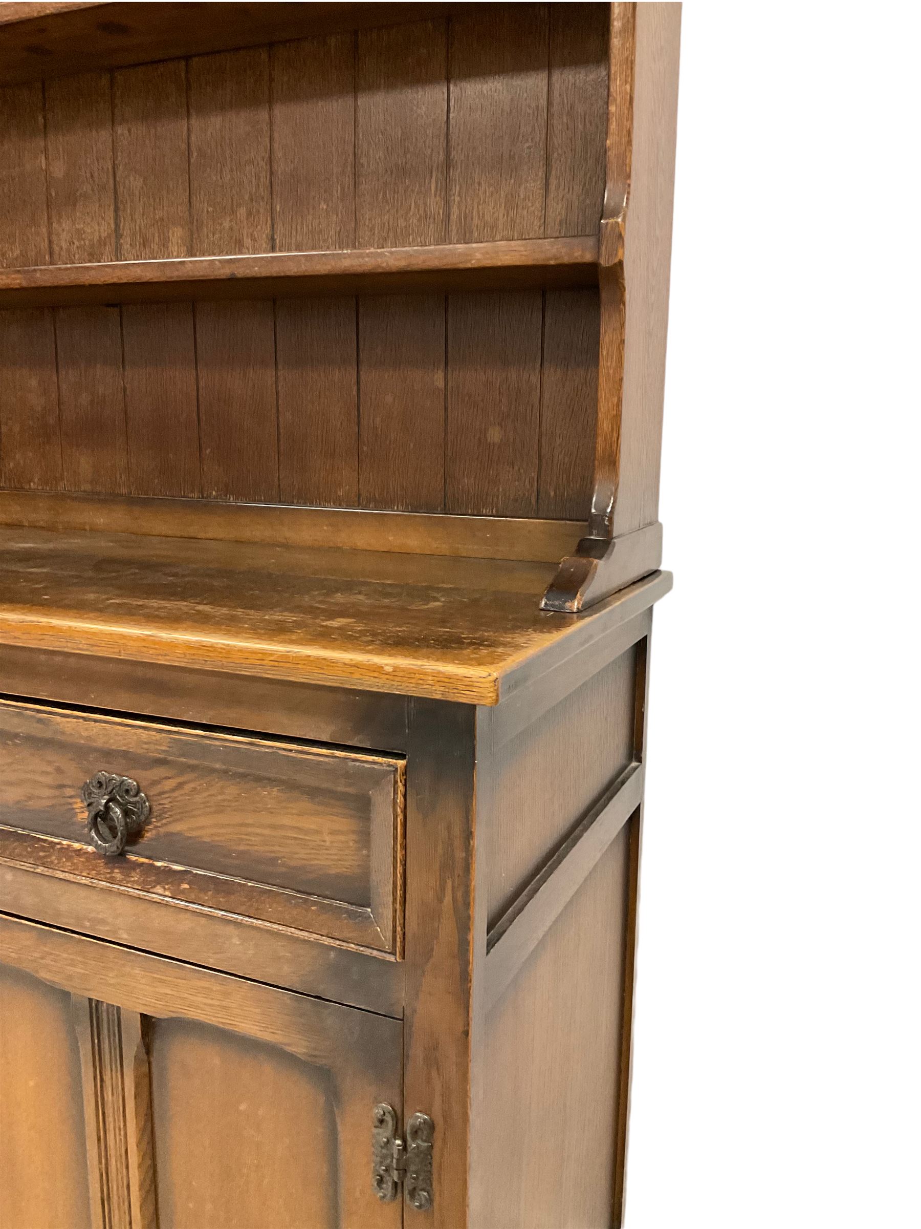 Early 20th century oak dresser - Image 5 of 5