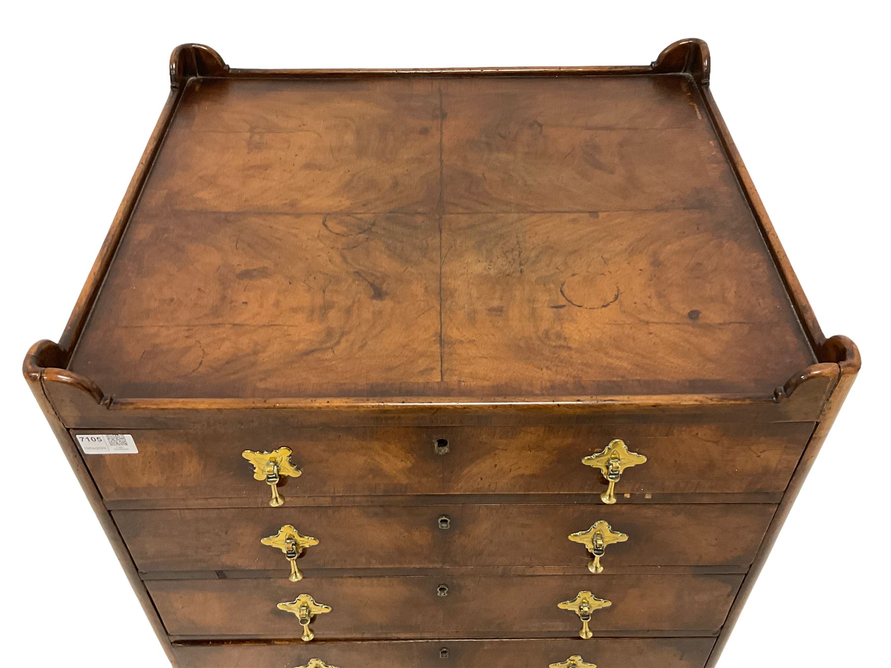 George III design walnut chest - Image 4 of 5