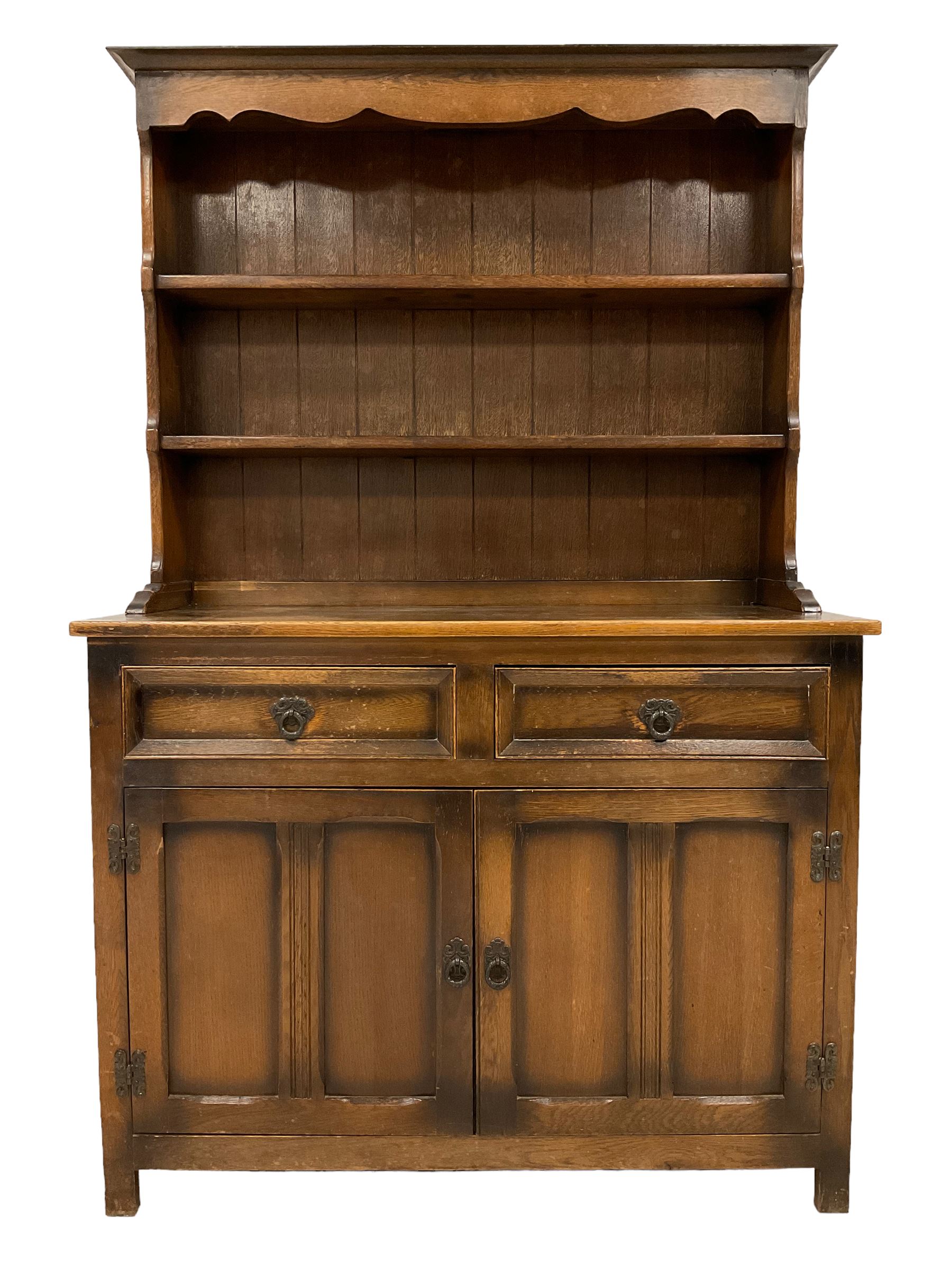 Early 20th century oak dresser