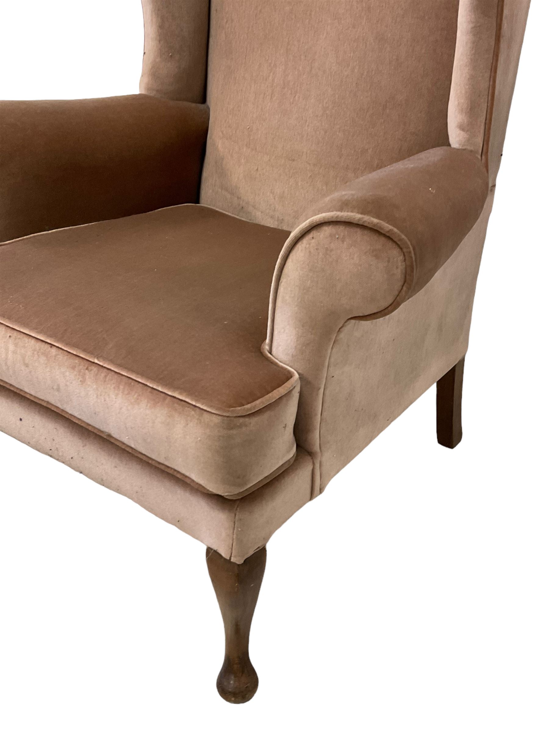 Parker Knoll - wingback armchair upholstered in light pink fabric - Image 4 of 4