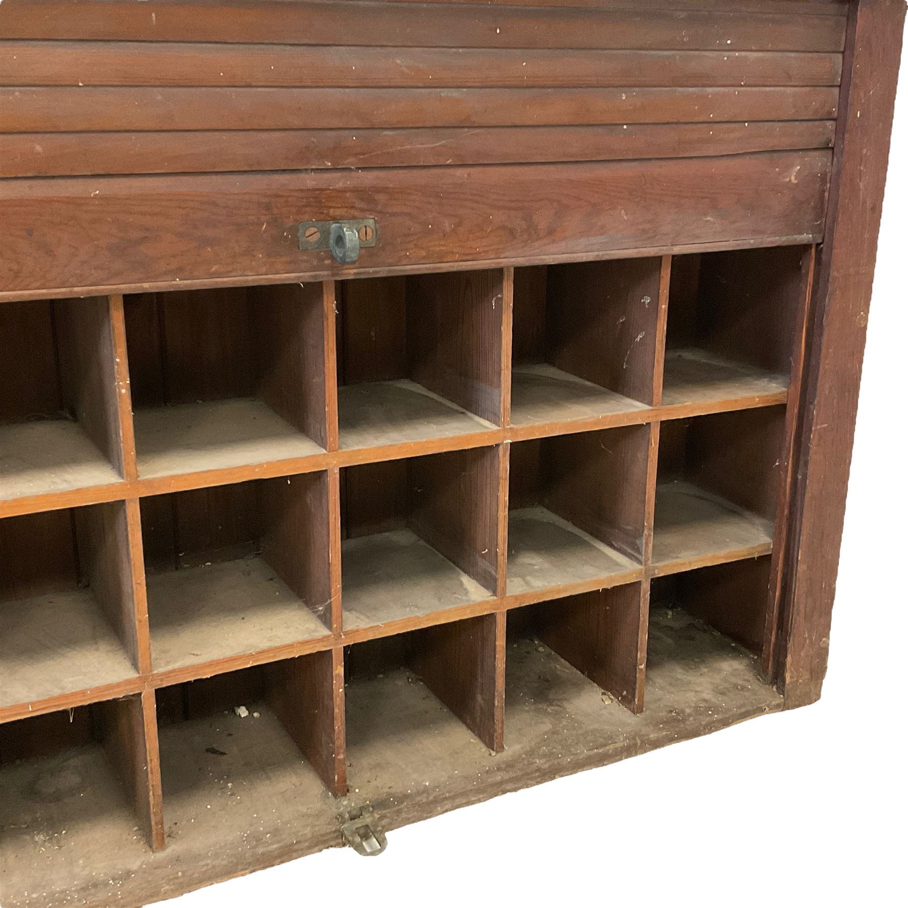 19th century oak hotel or post office pigeonhole cabinet - Image 2 of 6