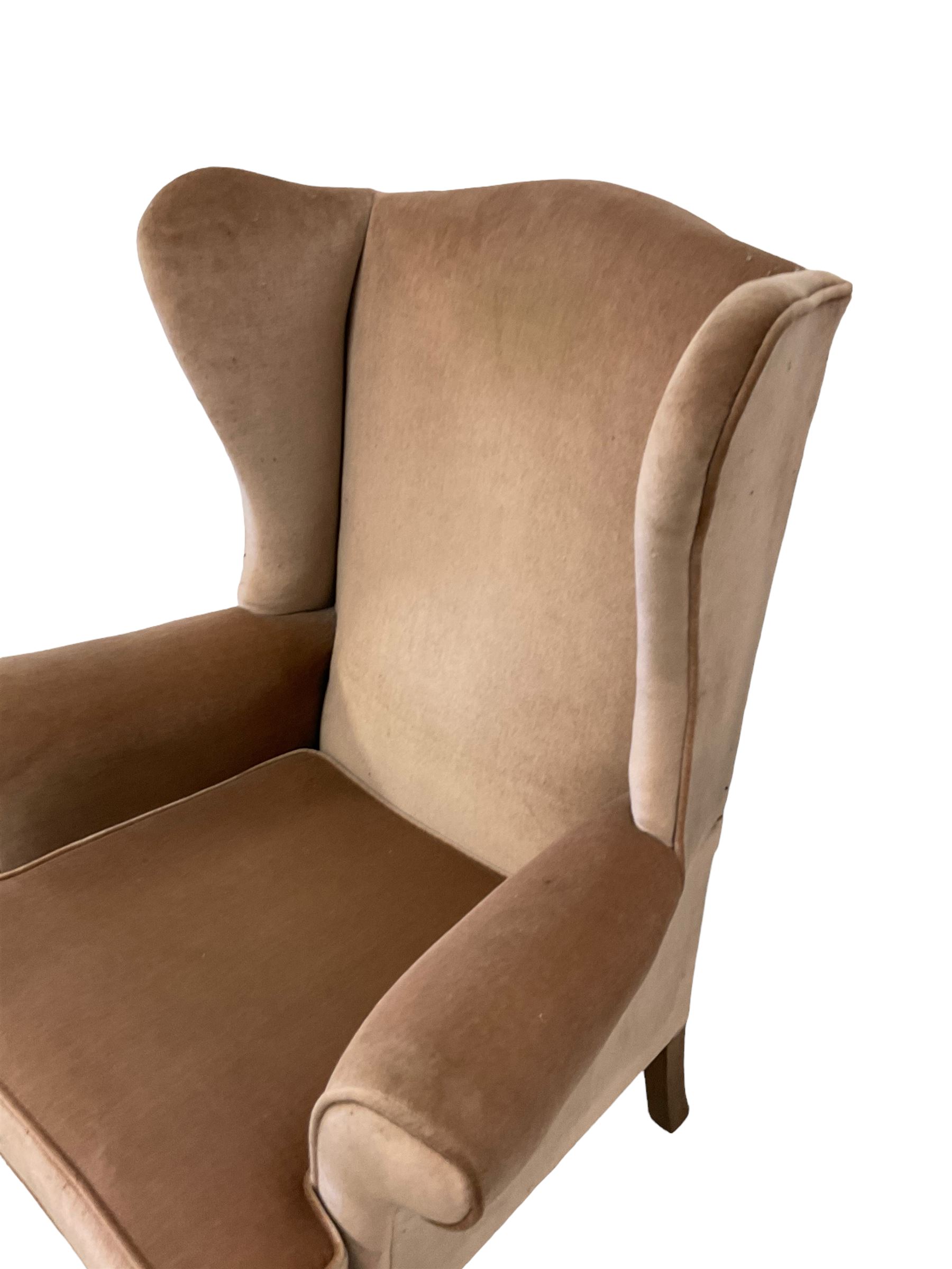Parker Knoll - wingback armchair upholstered in light pink fabric - Image 3 of 4
