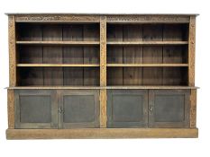 Late 19th to early 20th century oak standing bookcase