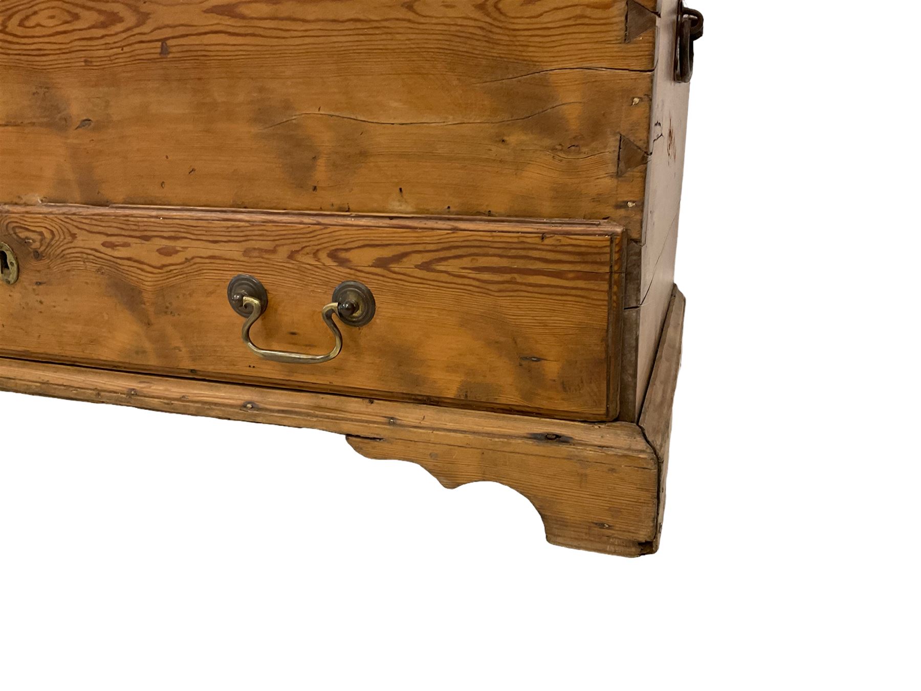 Late 19th century rustic pine mule chest - Image 5 of 5