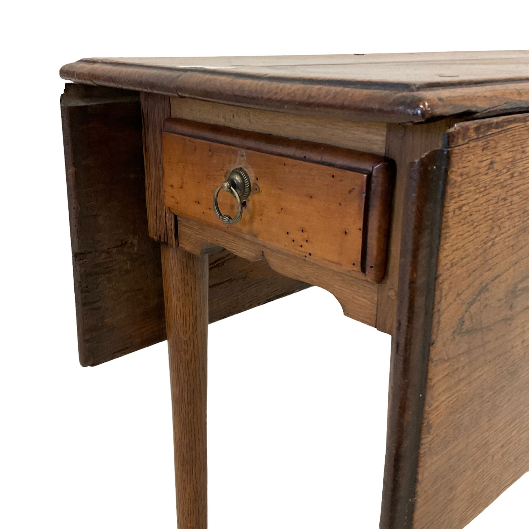 19th century oak gate-leg drop leaf table - Image 2 of 4