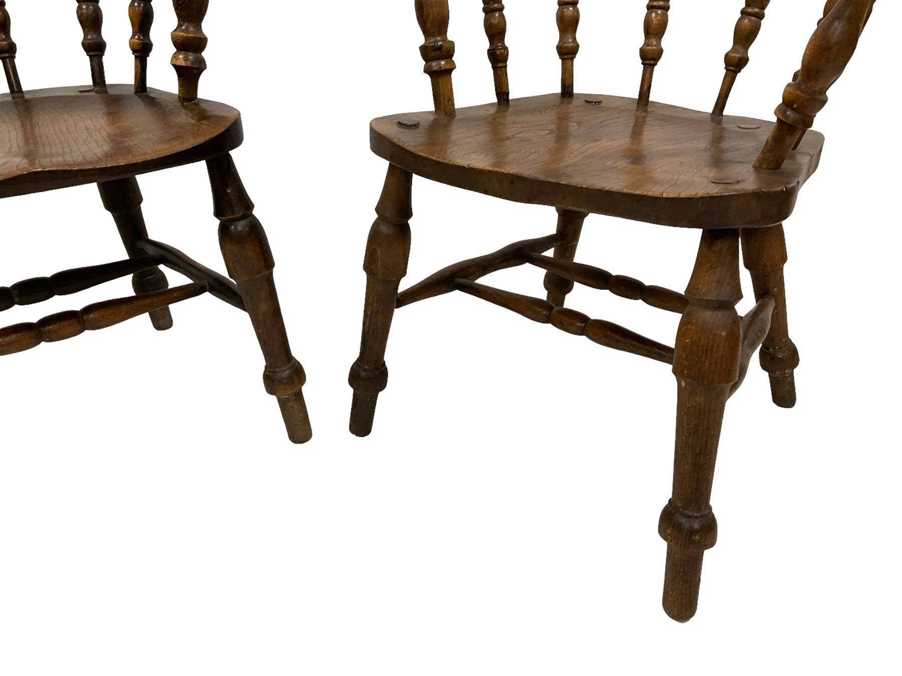 Pair 19th century elm and beech Captains smokers bow chairs - Image 3 of 4