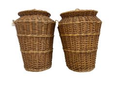 Pair wicker baskets (2)