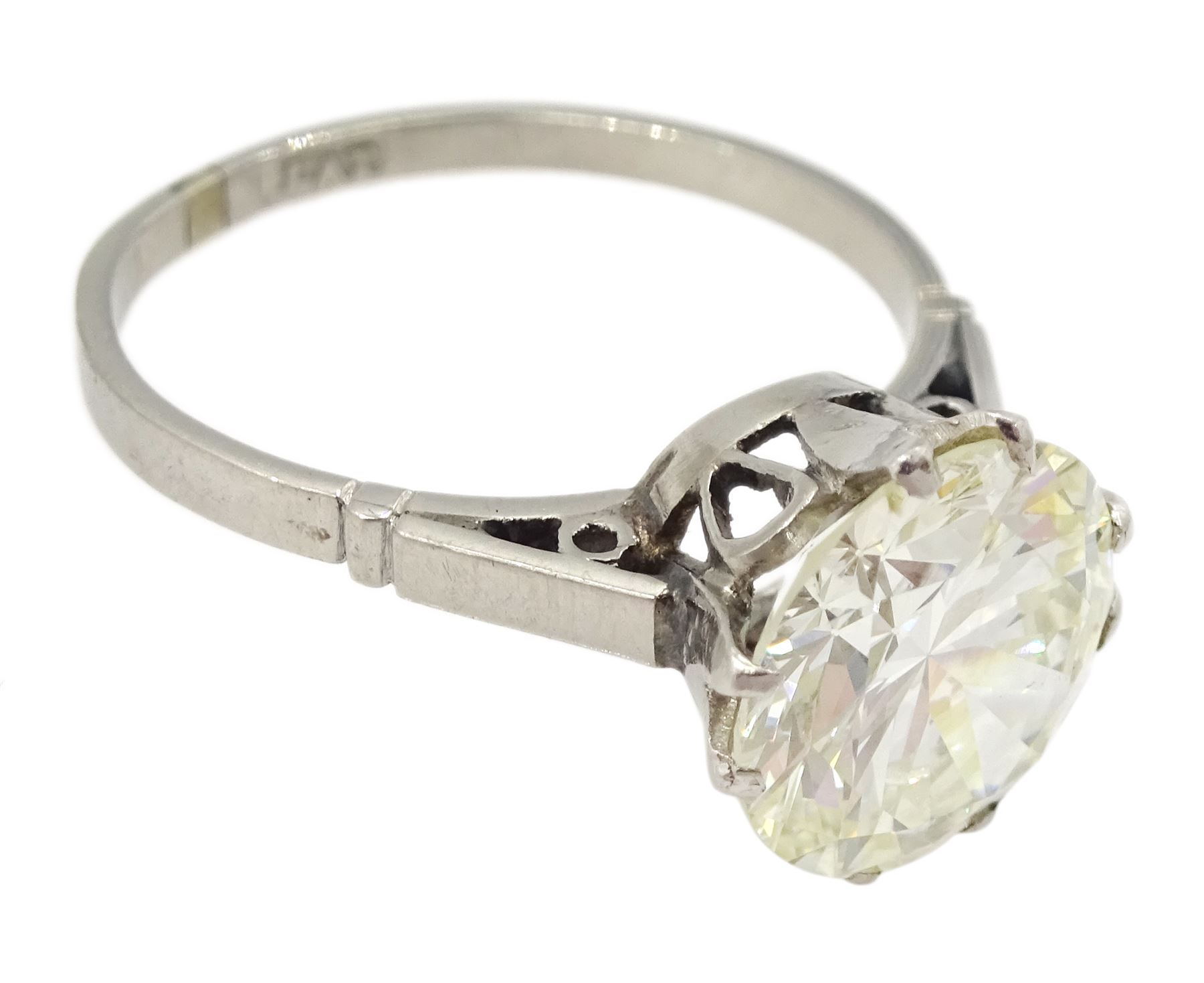 Platinum single stone round brilliant cut diamond ring - Image 3 of 4