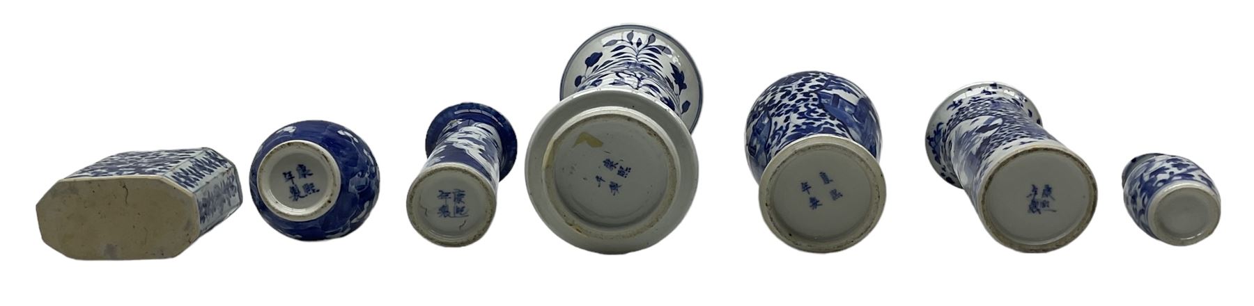 19th century Chinese blue and white Gu form vase - Image 3 of 3