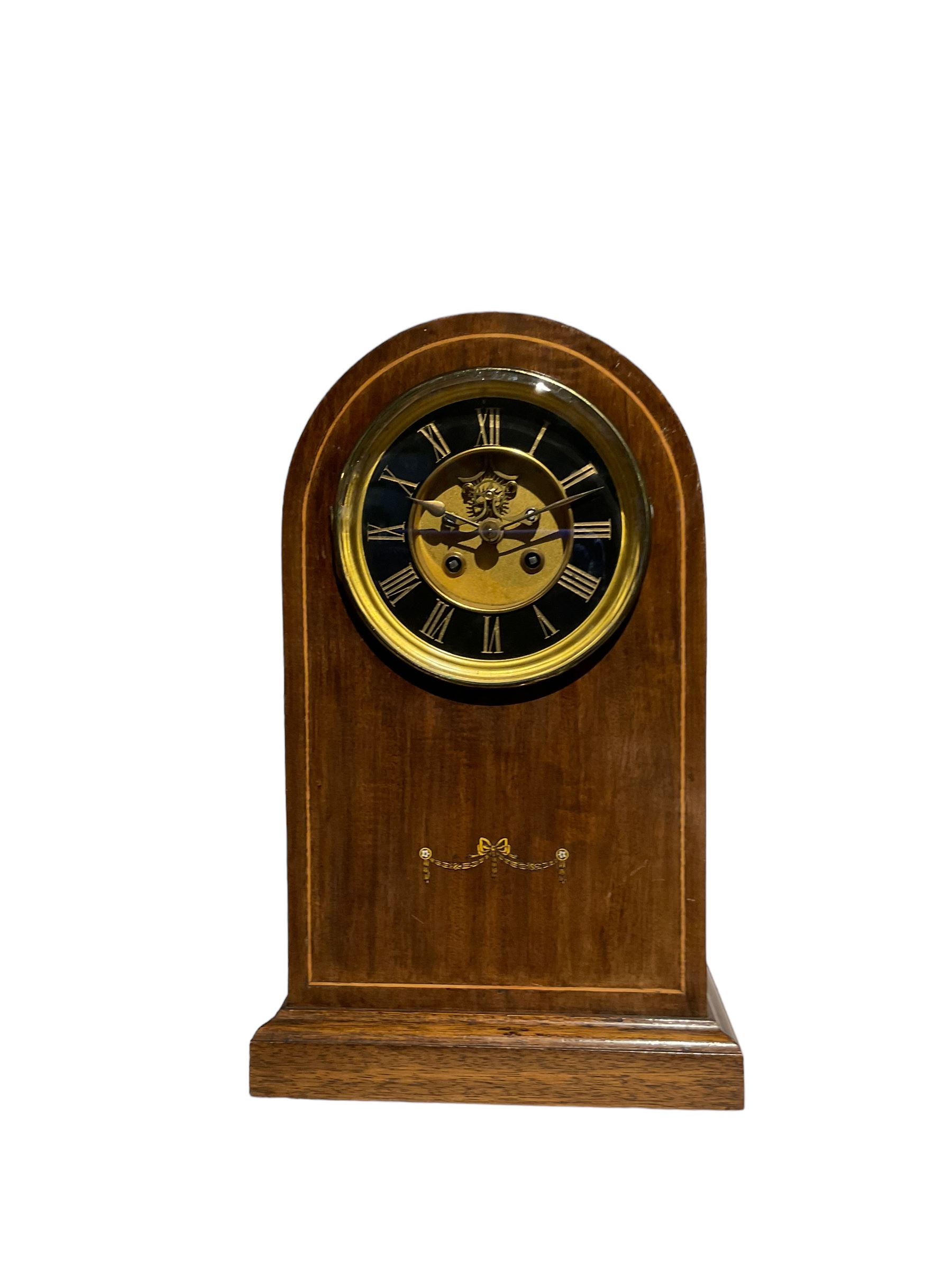 French - 19th-century 8-day mantle clock in a mahogany case