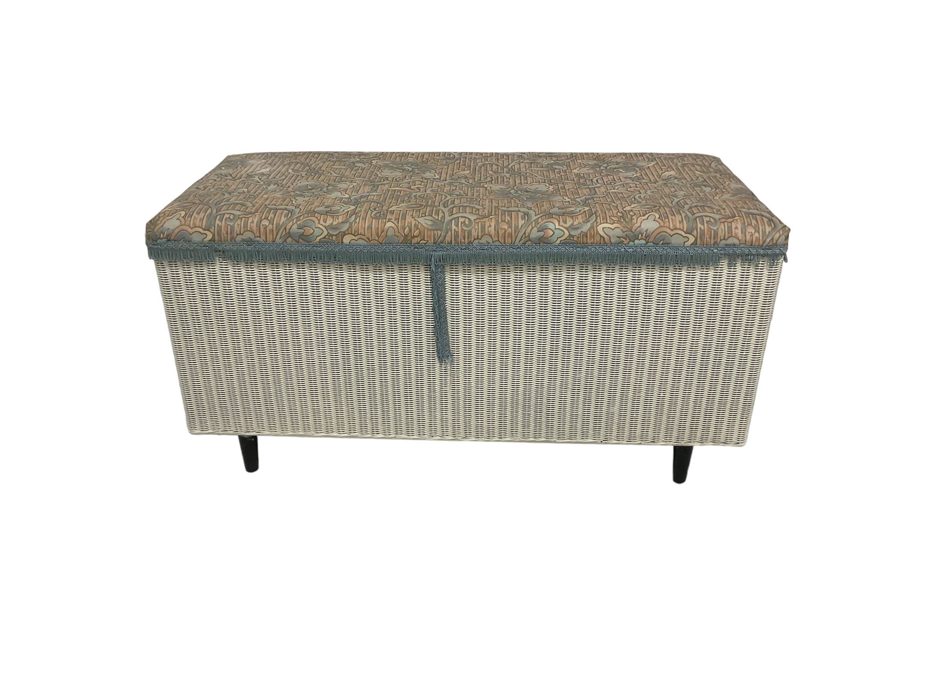 Lloyd Loom - wicker ottoman