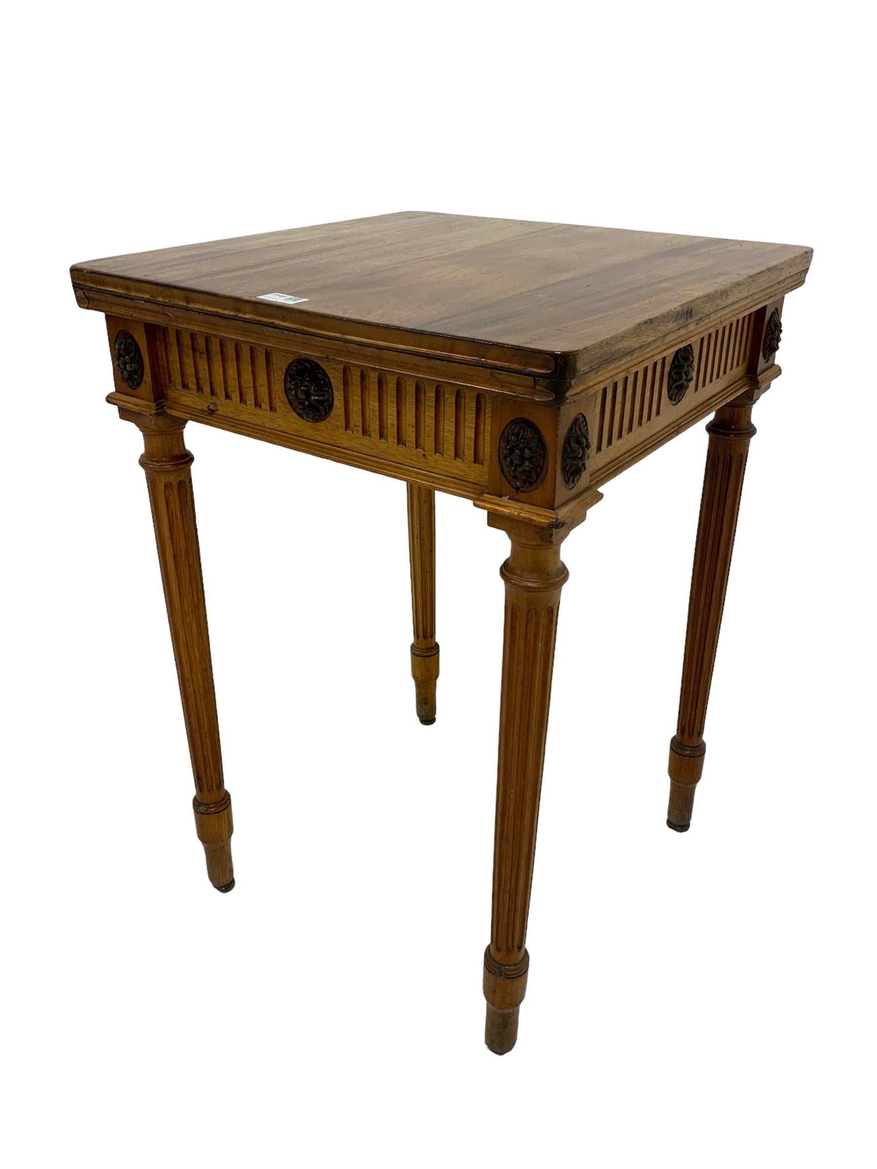 Louis XVI design walnut occasional table - Image 2 of 3