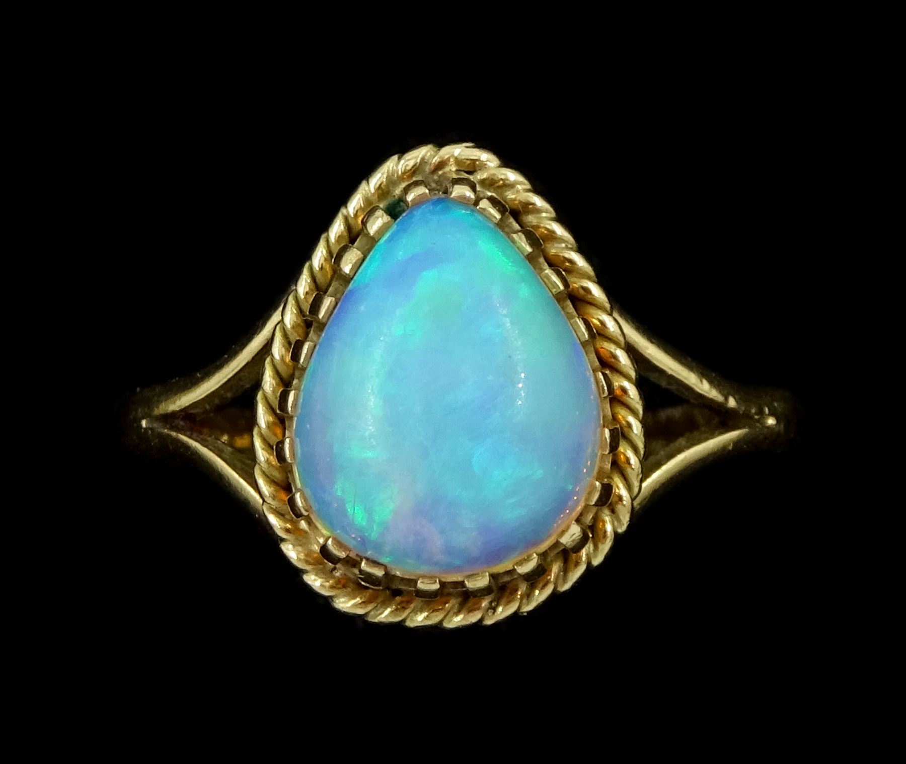 9ct gold single stone pear cut opal ring