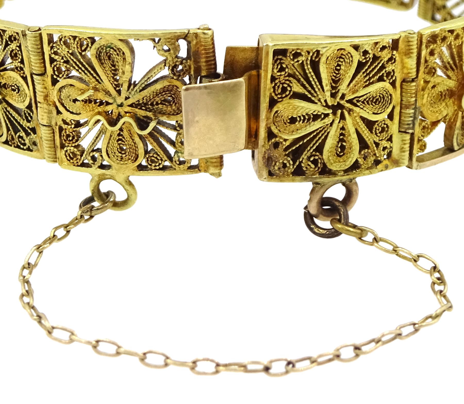 Middle Eastern 18ct gold wirework bracelet - Image 2 of 2