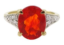 9ct gold single stone fire opal ring