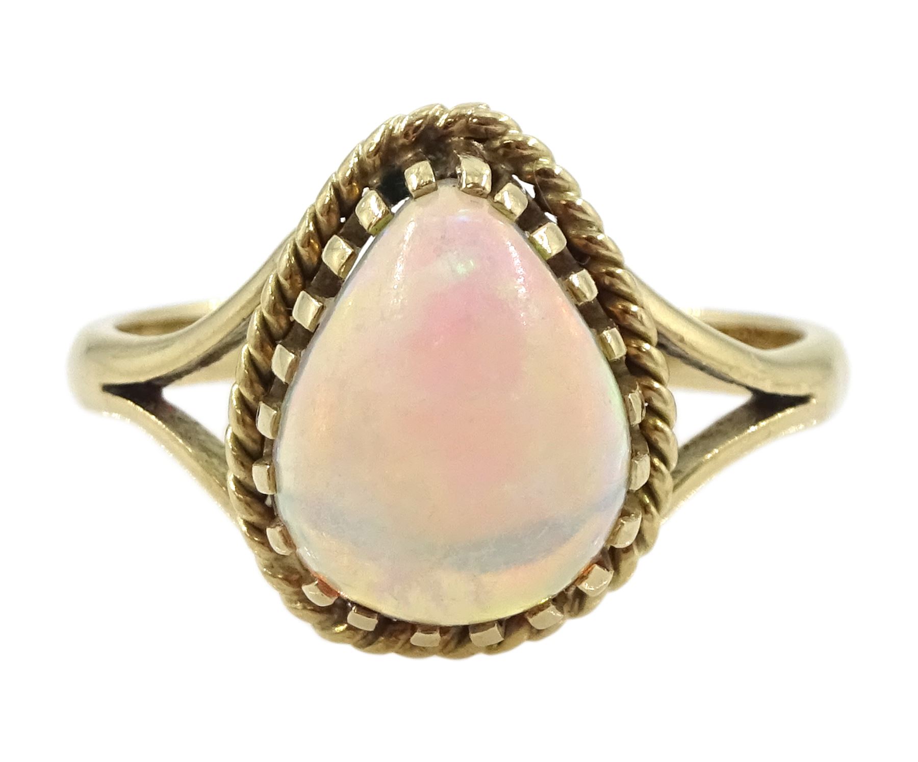 9ct gold single stone pear cut opal ring - Image 5 of 5