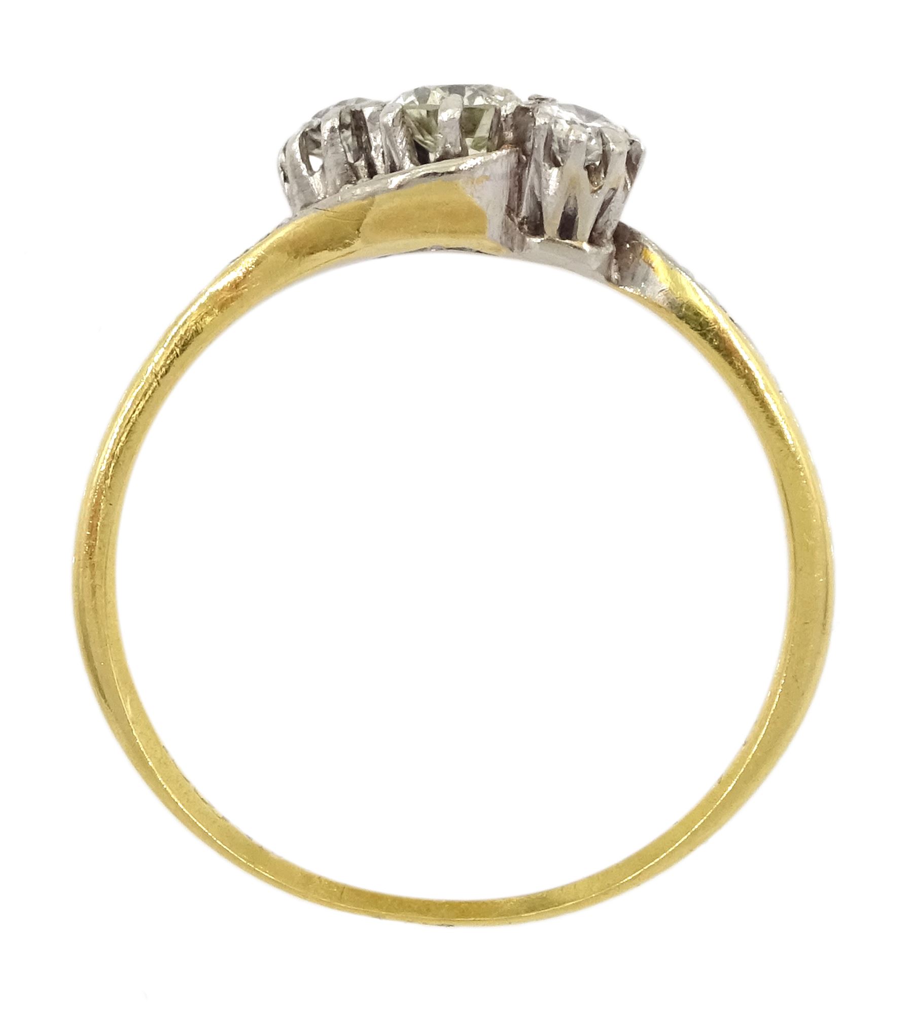 18ct gold three round brilliant cut diamond crossover ring - Image 4 of 4