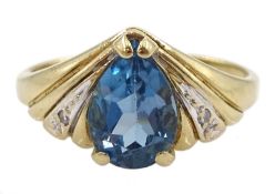 9ct gold pear cut London blue topaz ring