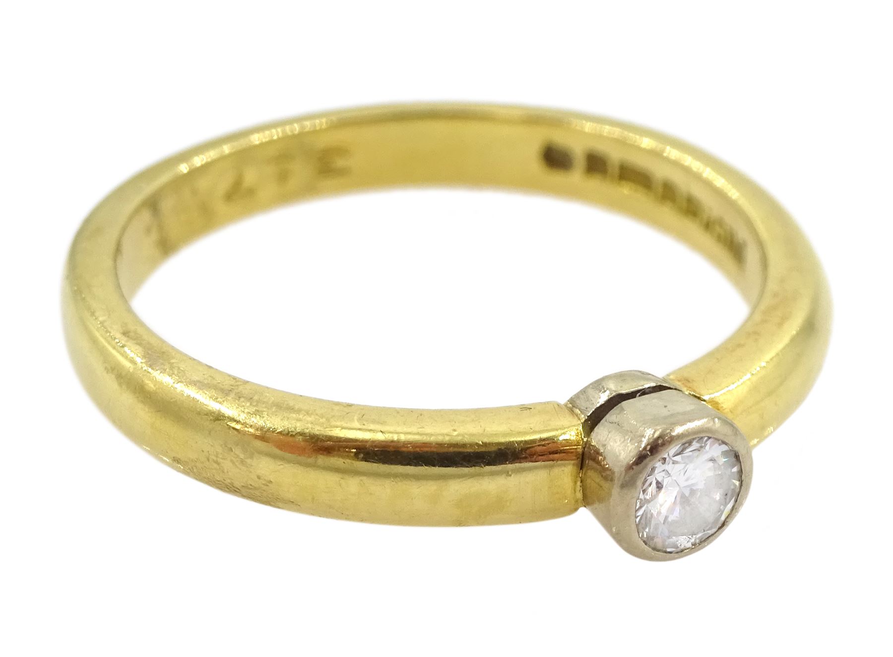 18ct gold bezel set single stone diamond ring - Image 3 of 4