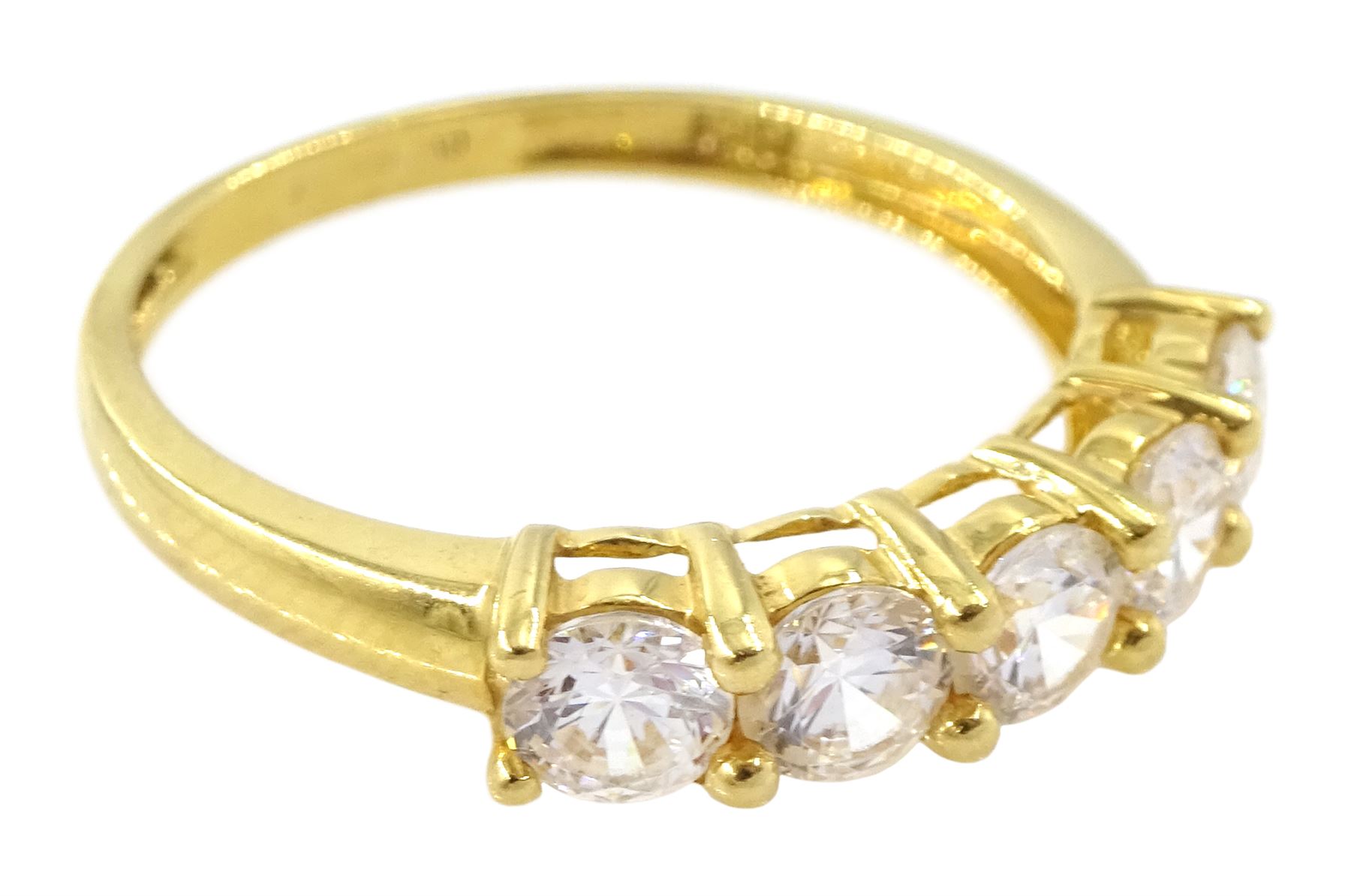 18ct gold five stone cubic zirconia ring - Image 3 of 4